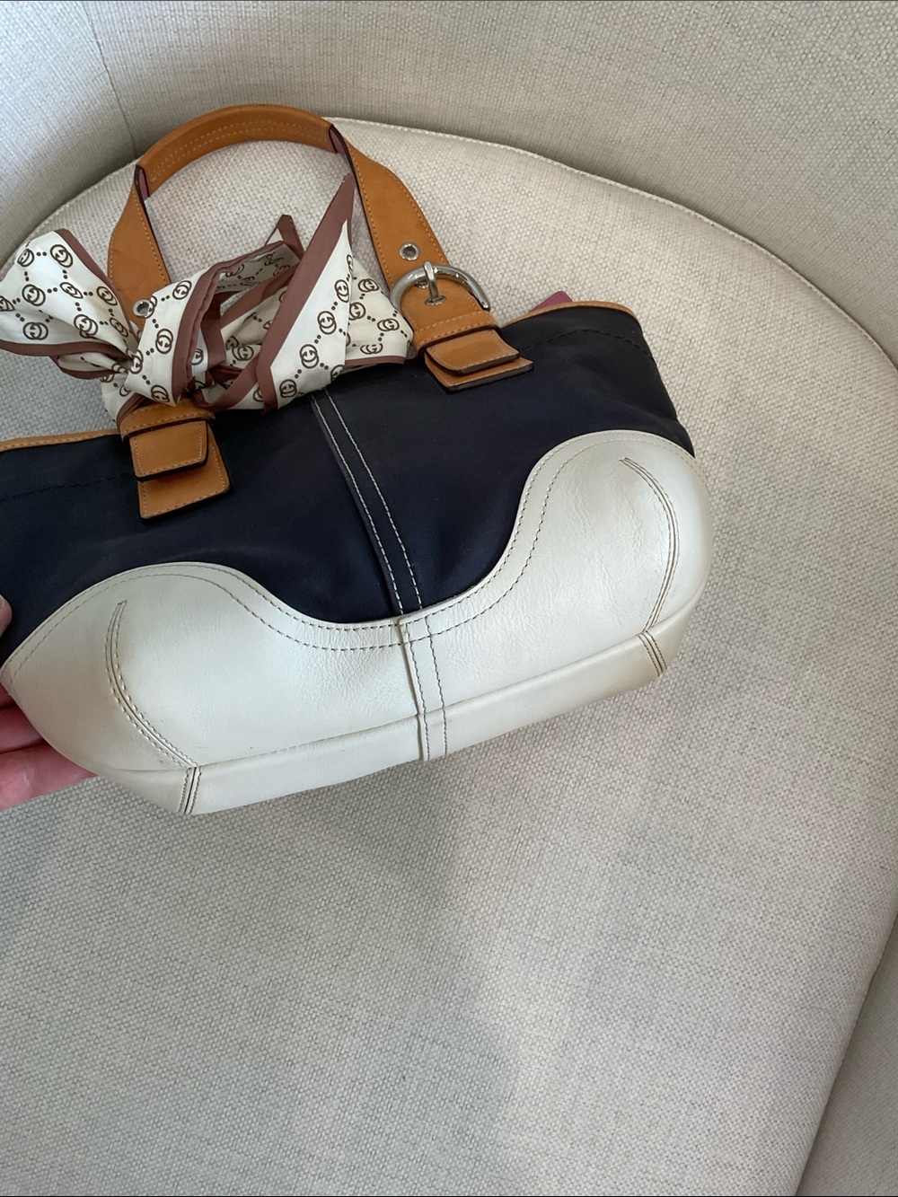 COACH Vintage Small Soho Tote Bag - Picture 7 of 7